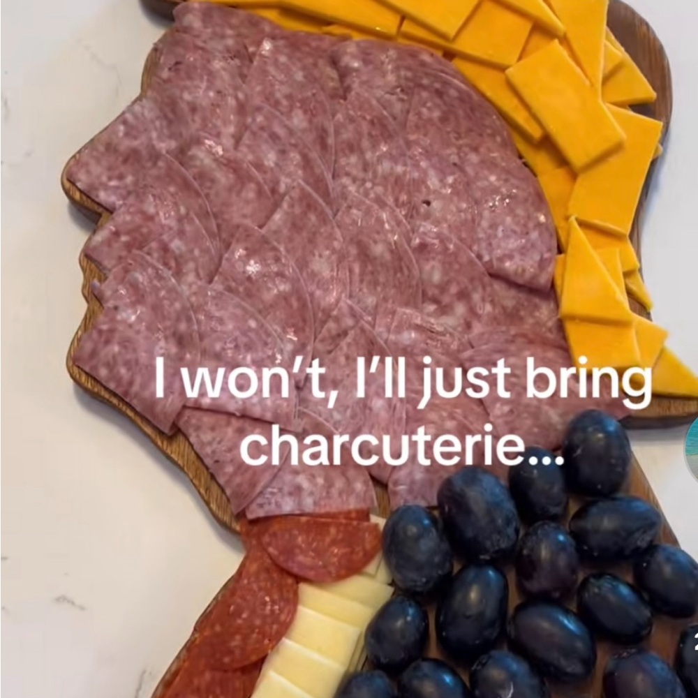 Viral Donald Trump Cutting Board - Picture 4 of 4